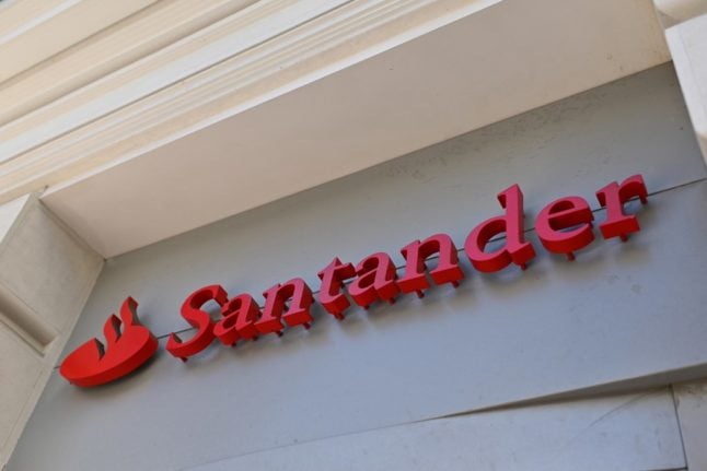 Banco Santander posts record profit as rates rise