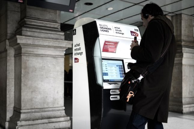 French government announces plans for nationwide transport pass