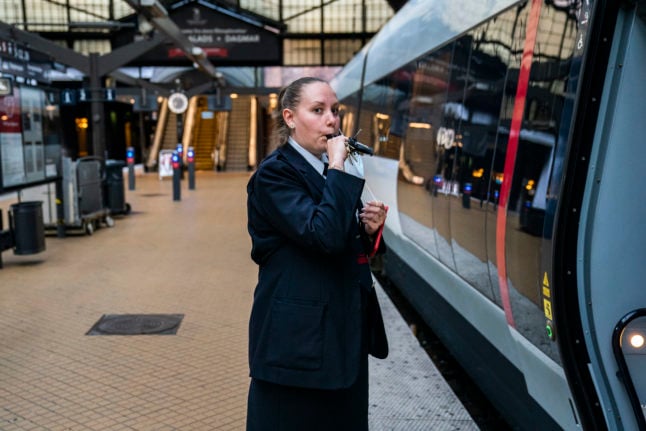 Danish rail staff report high incidence of abuse at work