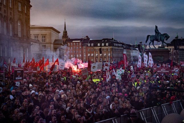 Danes protest against plan to abolish public holiday