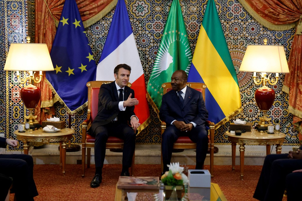 Photo of Era of French interference in Africa is ‘over,’ Macron says in Gabon