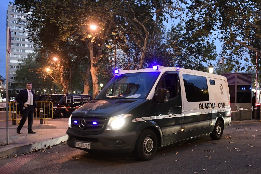 Spanyol menangkap 10 orang karena merampok pengungsi Ukraina