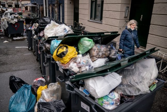 Why are waste containers overflowing on Copenhagen’s streets?