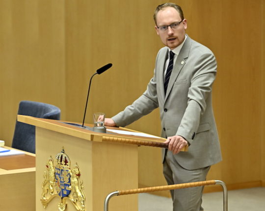 Sweden's parliament to end 200 years of non-alignment with Nato vote