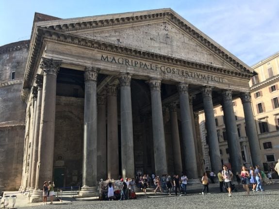 La Bella Vita: Untranslatable Italian words and visiting Rome’s Pantheon and Colosseum