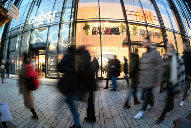 Germany slips into recession with negative first quarter