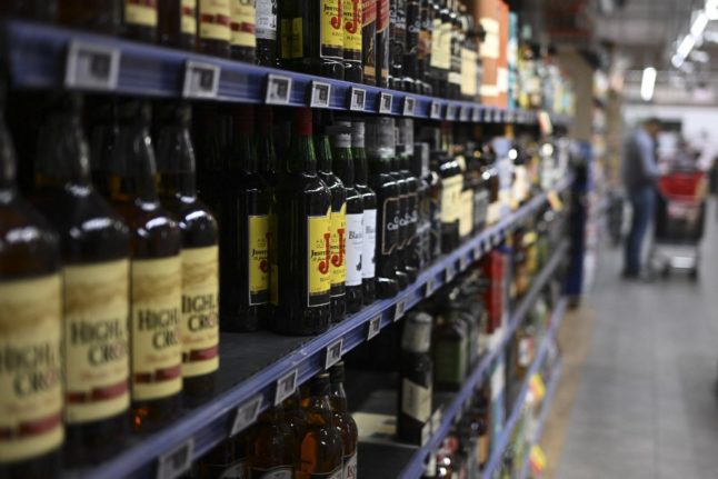 Three areas of Paris ban purchase of alcohol after 5pm