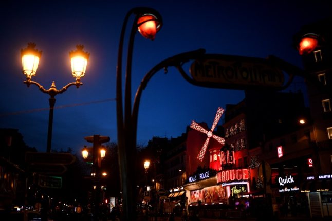 Paris’s Moulin Rouge cabaret draws curtain on snake act