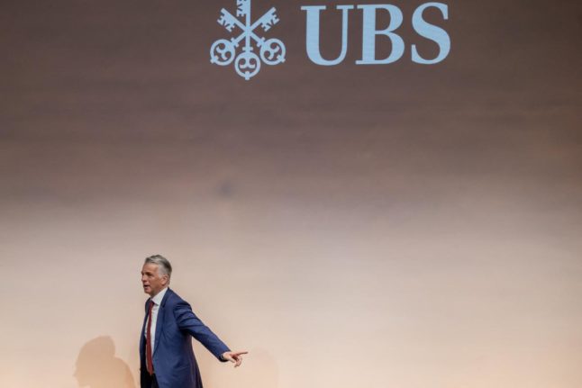 UBS to cut 3,000 jobs in Switzerland after Credit Suisse merger