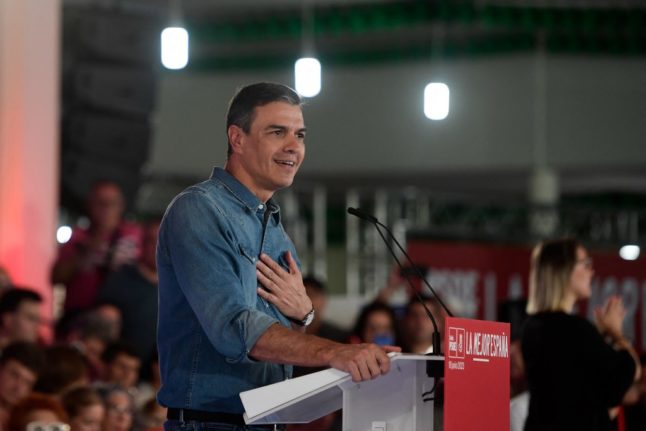 Spain’s PM promises better parental leave and minimum wage as elections loom
