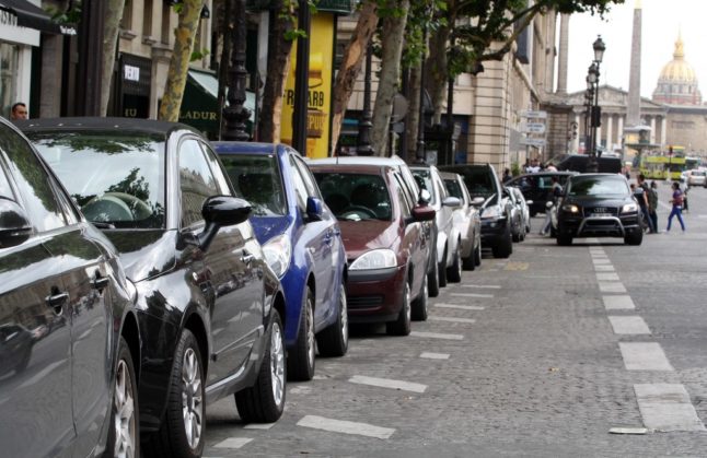 Paris votes on pay-by-weight car parking charges
