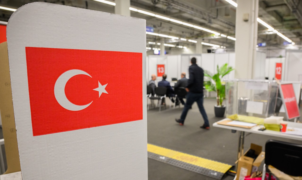 Turkish election polling station Germany