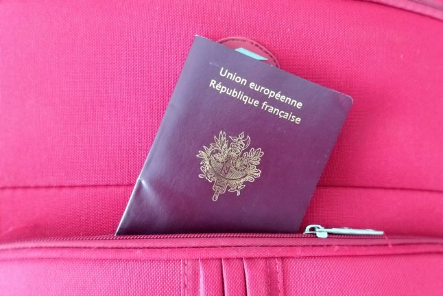 EU passport grants sweeping rights in Switzerland. Image by Tumisu from Pixabay