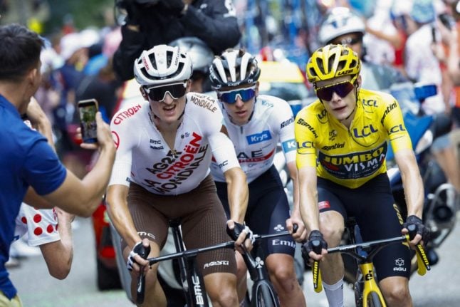 Champion Vingegaard leads Tour de France back to Paris