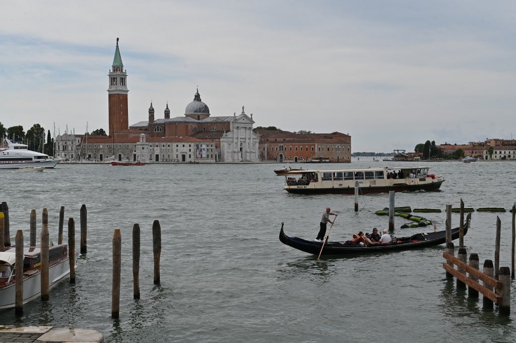 UNESCO recommends putting Venice on heritage danger list