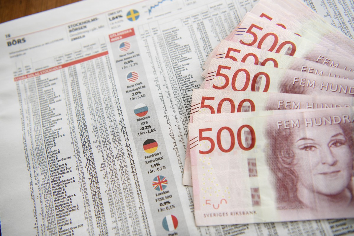 How will Sweden's cuts to tax on investment savings affect foreigners?