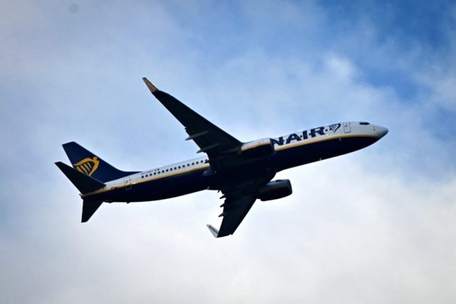 Italy investigates Ryanair’s ‘market dominance’ after flight price cap shelved