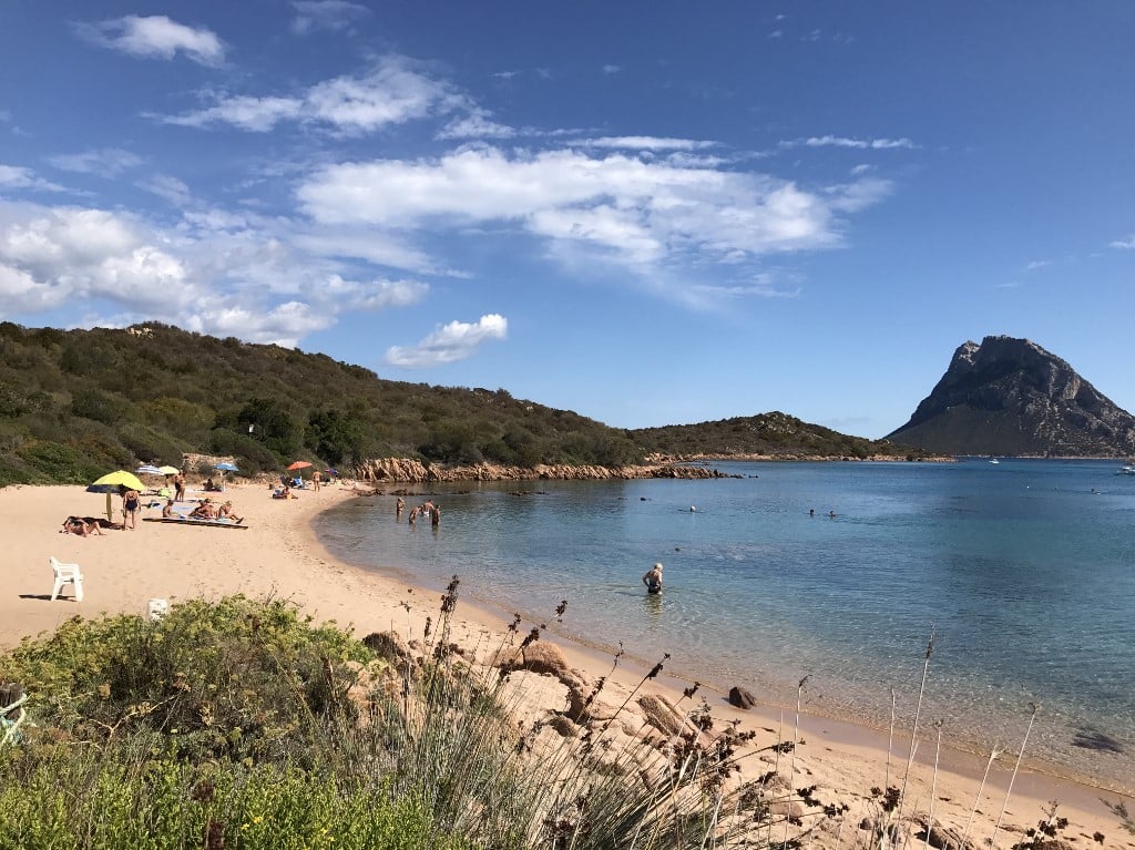 Frenchman caught taking 41kg of stones from Sardinian beach