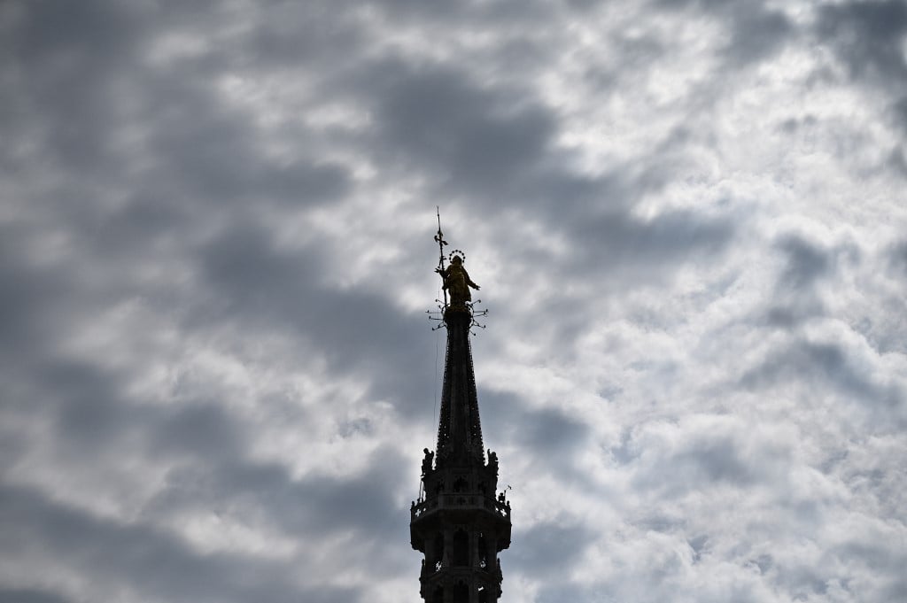 Madonnina statue, Milan Duomo