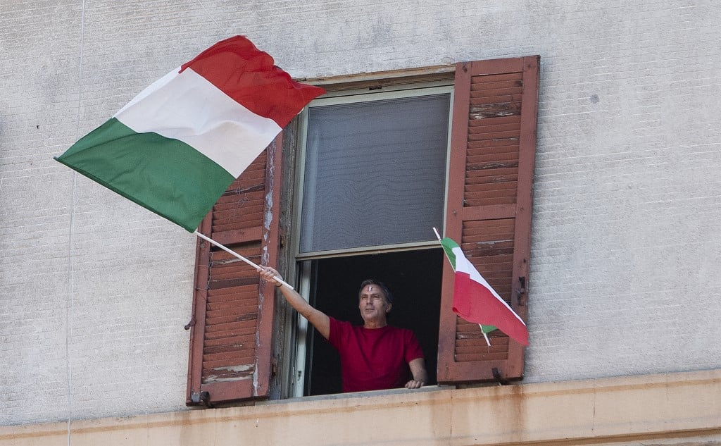 Rome resident, Italian flag