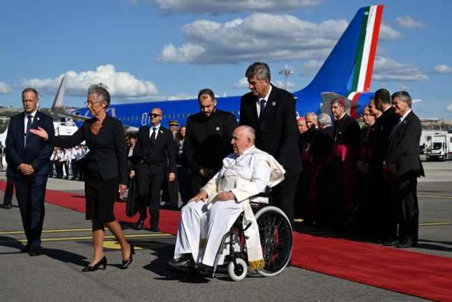 Pope arrives in Marseille for trip shadowed by migrant crisis