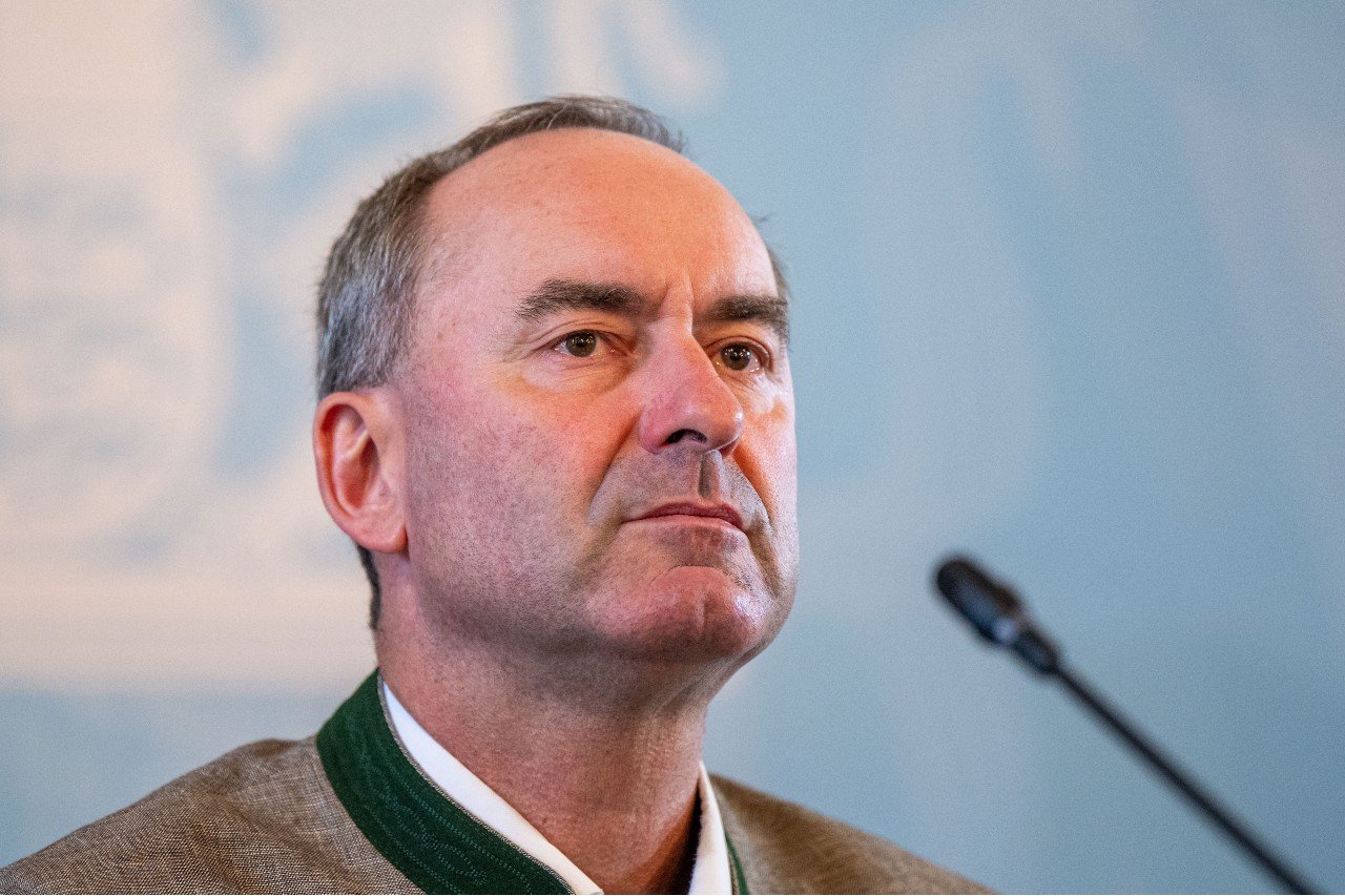 Hubert Aiwanger grimaces during a press conference on anti-Semitism accusations in Bavaria