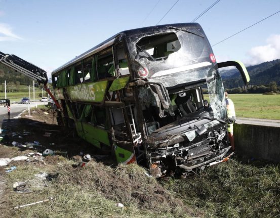 One dead and 20 injured after Flixbus travelling from Berlin overturns in Austria