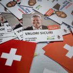 Populist right on course to sweep Swiss polls