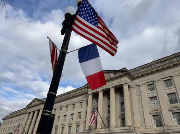 Americans in France: Renouncing citizenship, French healthcare and remote work