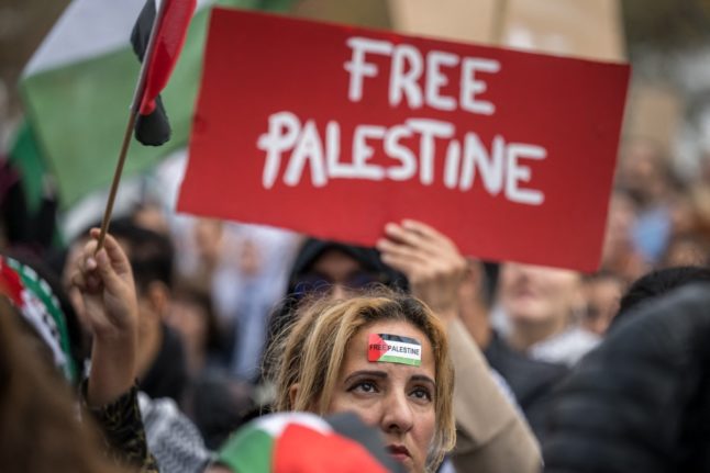 Thousands join pro-Palestinian rally in Geneva