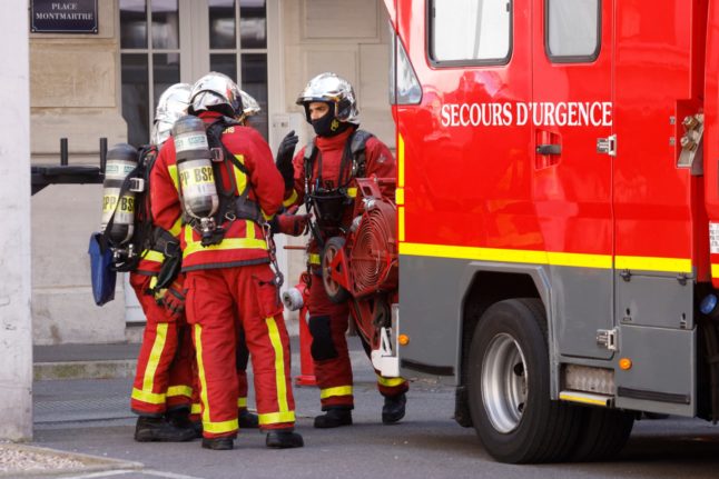 Three people died in a fire in the Parisian suburb of Stains.