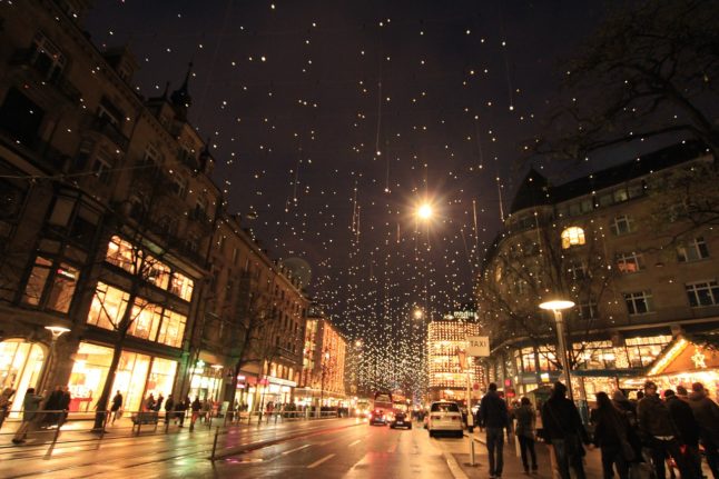 Are Swiss cities cutting back on Christmas lights this year?
