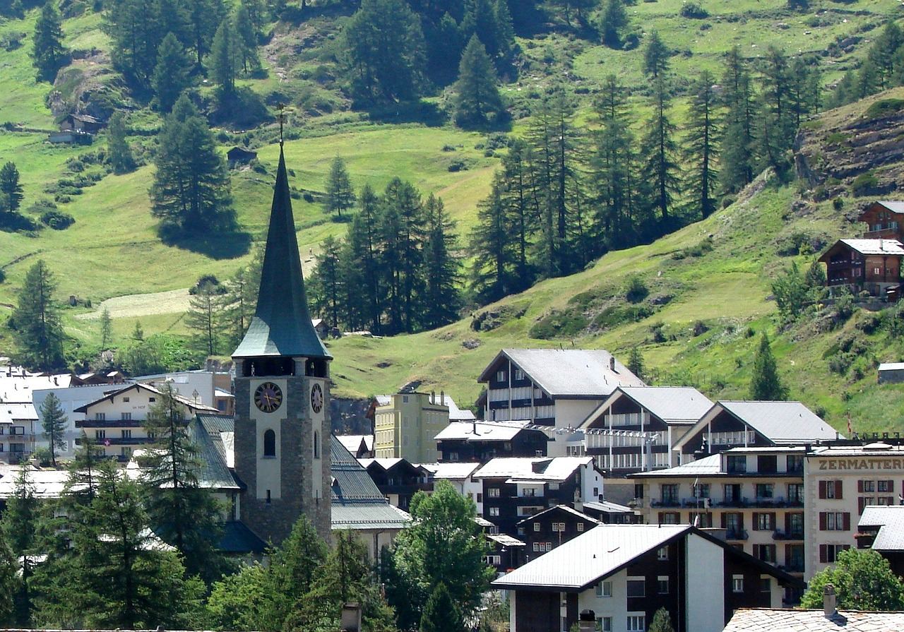 A view of Zermatt including the church. 
