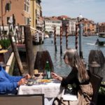 La Bella Vita: Tipping in Italy and knowing which Italian restaurants to avoid