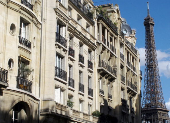 Why does Paris have so many empty homes?