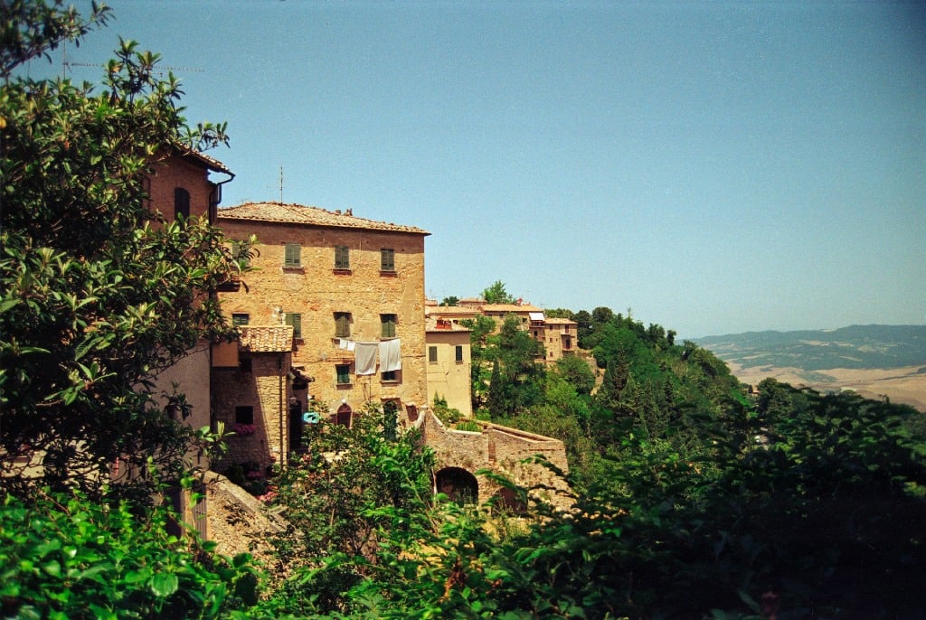 Sheds and sewage: How neighbourly disputes complicate life in Italy