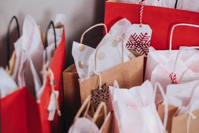 Are the Swiss big spenders when it comes to Christmas presents?