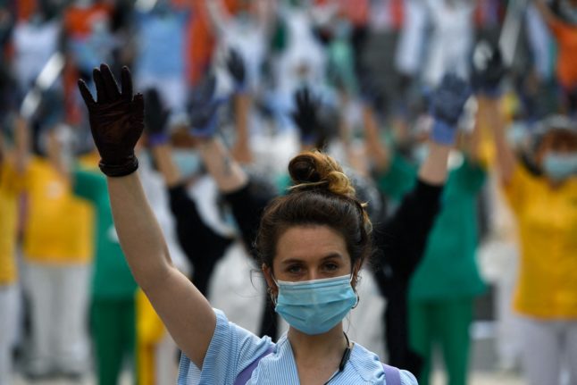 Spain re-imposes masks in all its hospitals as flu cases surge