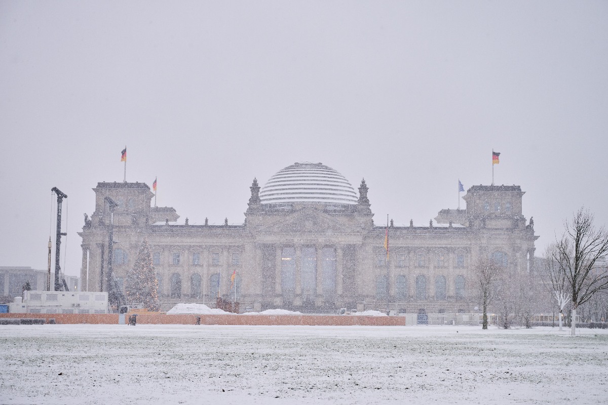 Reichstag in the snow