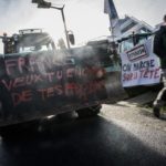 French PM to meet angry farmers as agriculture bill is postponed