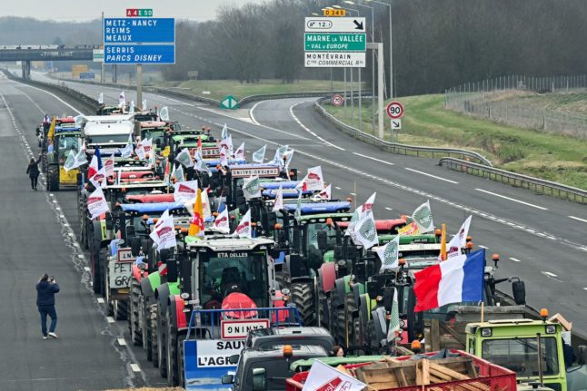 Should I cancel my trip to France because of farmers' protests?