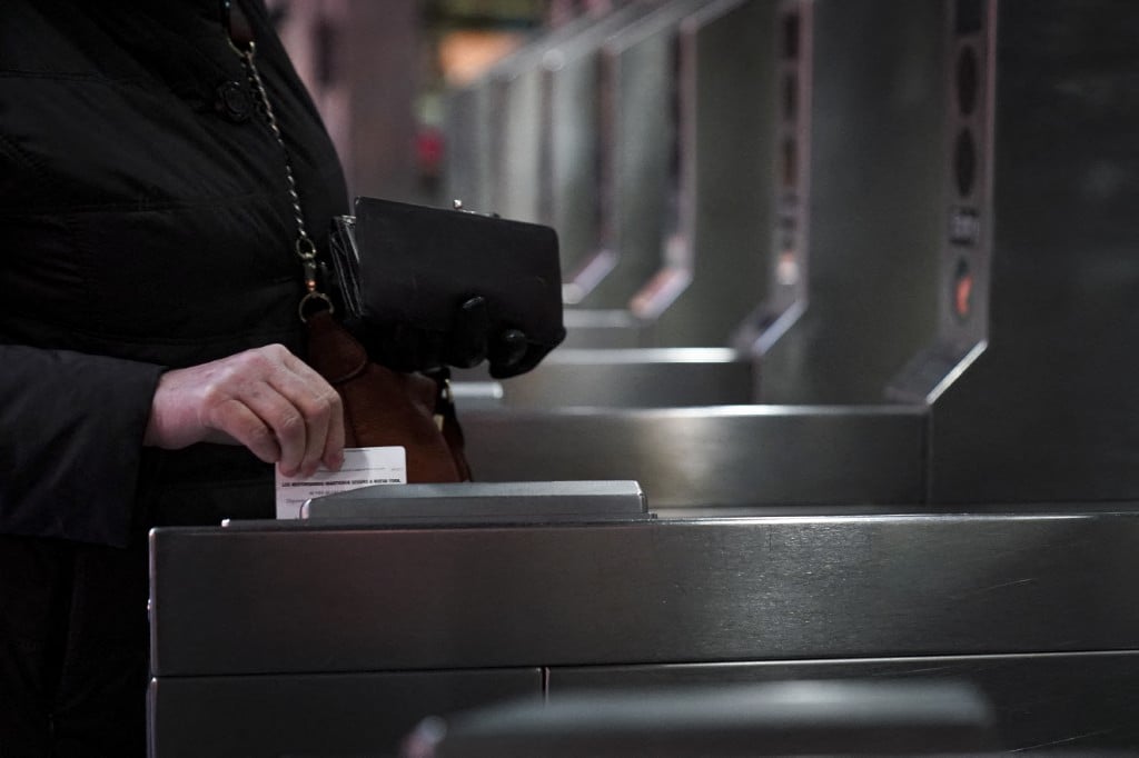 Milan to scrap single-use paper metro tickets