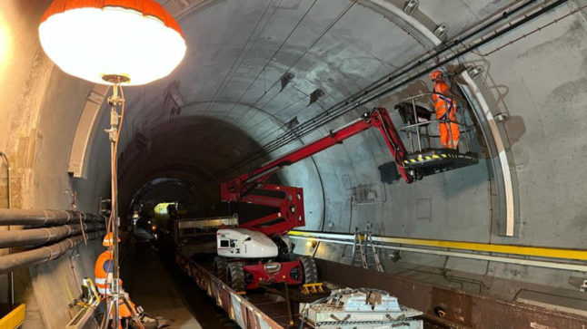 What is the latest travel news on Switzerland's Gotthard tunnel?