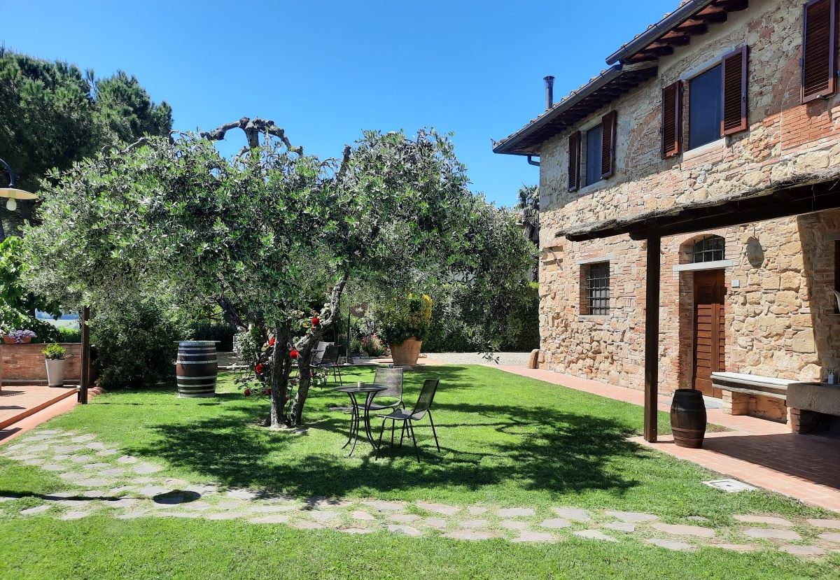 'How we left the UK to open a B&B in a Tuscan village'