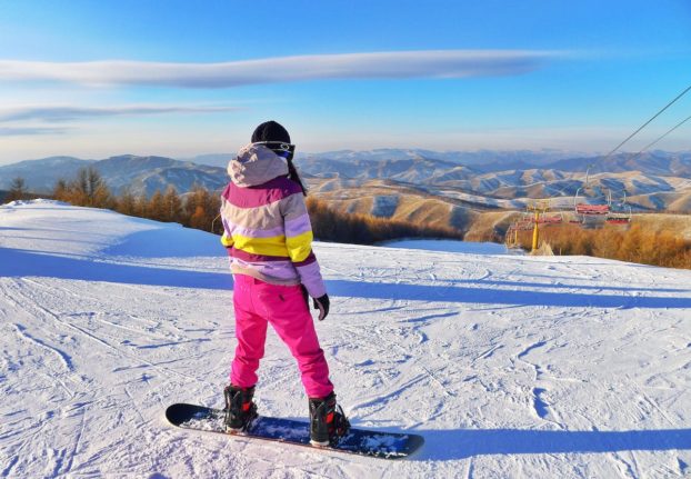 Spain's ski resorts face early closure as snow melts under January heat