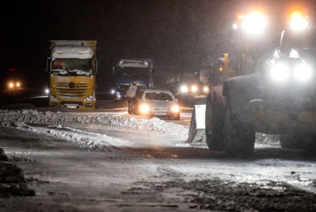 Up to 1,000 cars left stranded for hours in southern Sweden snow chaos