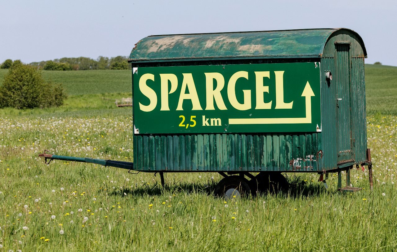 A sign for Spargel in Schleswig-Holstein