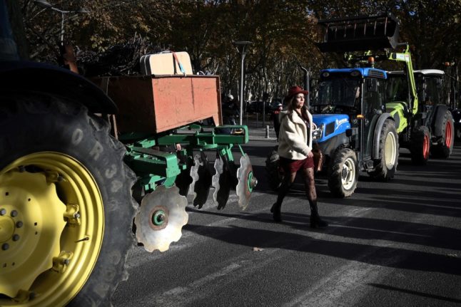 Farmers’ protests snarl traffic in southern Spain