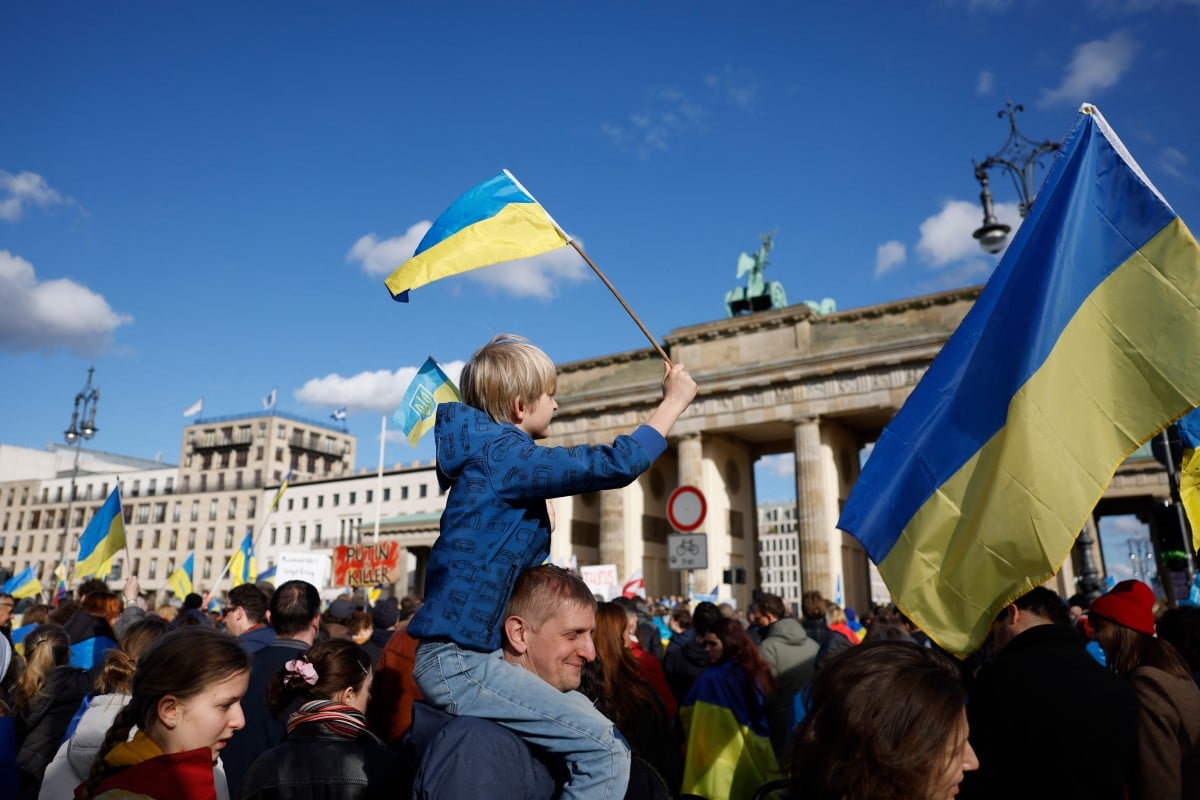 Pro-Ukraine rallies across Europe on war anniversary