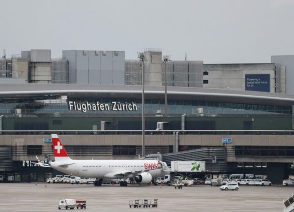 Why does Zurich airport want to extend its two runways?